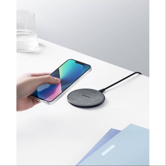 Anker 1OW Wireless Charging Pad with 4” Cable and 18W Wall Charger- Black - Picture 3 of 3